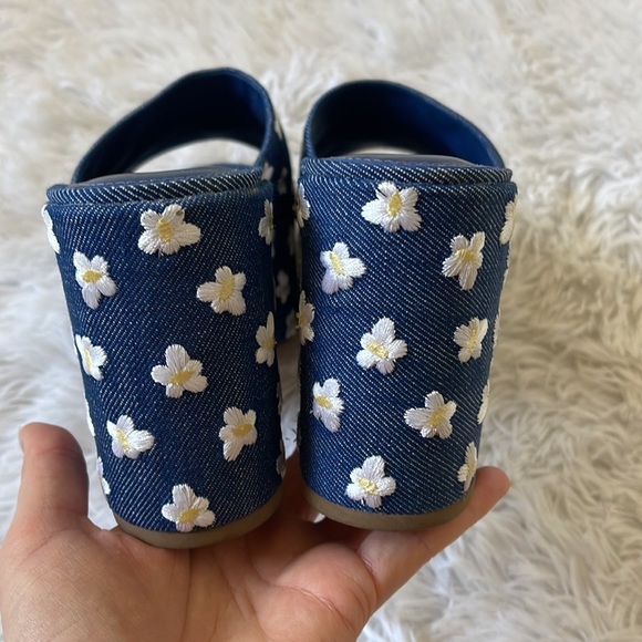 Larroude Miso Platform Sandal - Picture 7 of 12